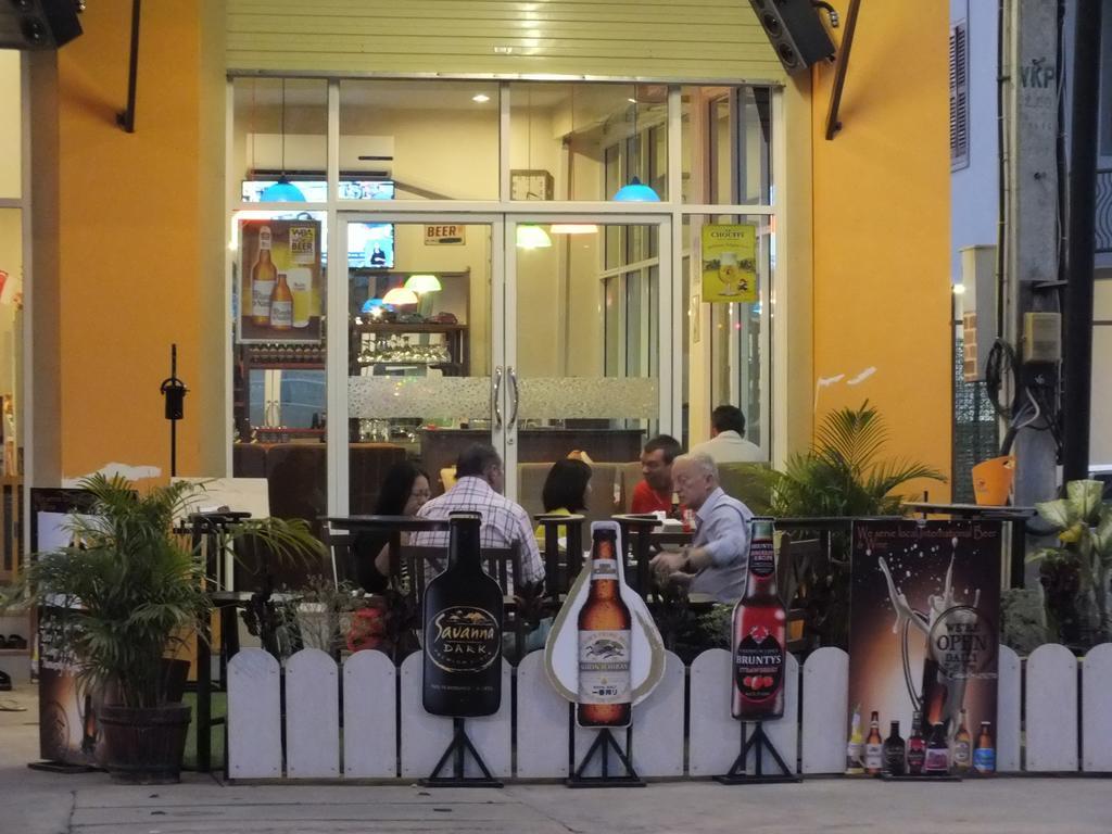 Avalon Residence Savannakhet Eksteriør billede