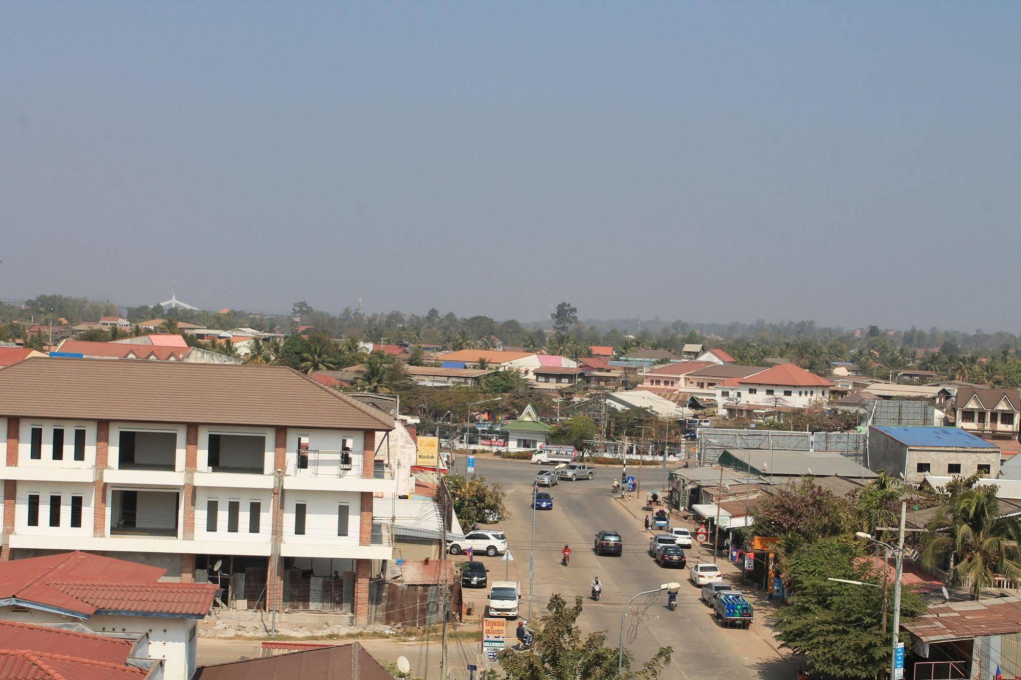 Avalon Residence Savannakhet Eksteriør billede