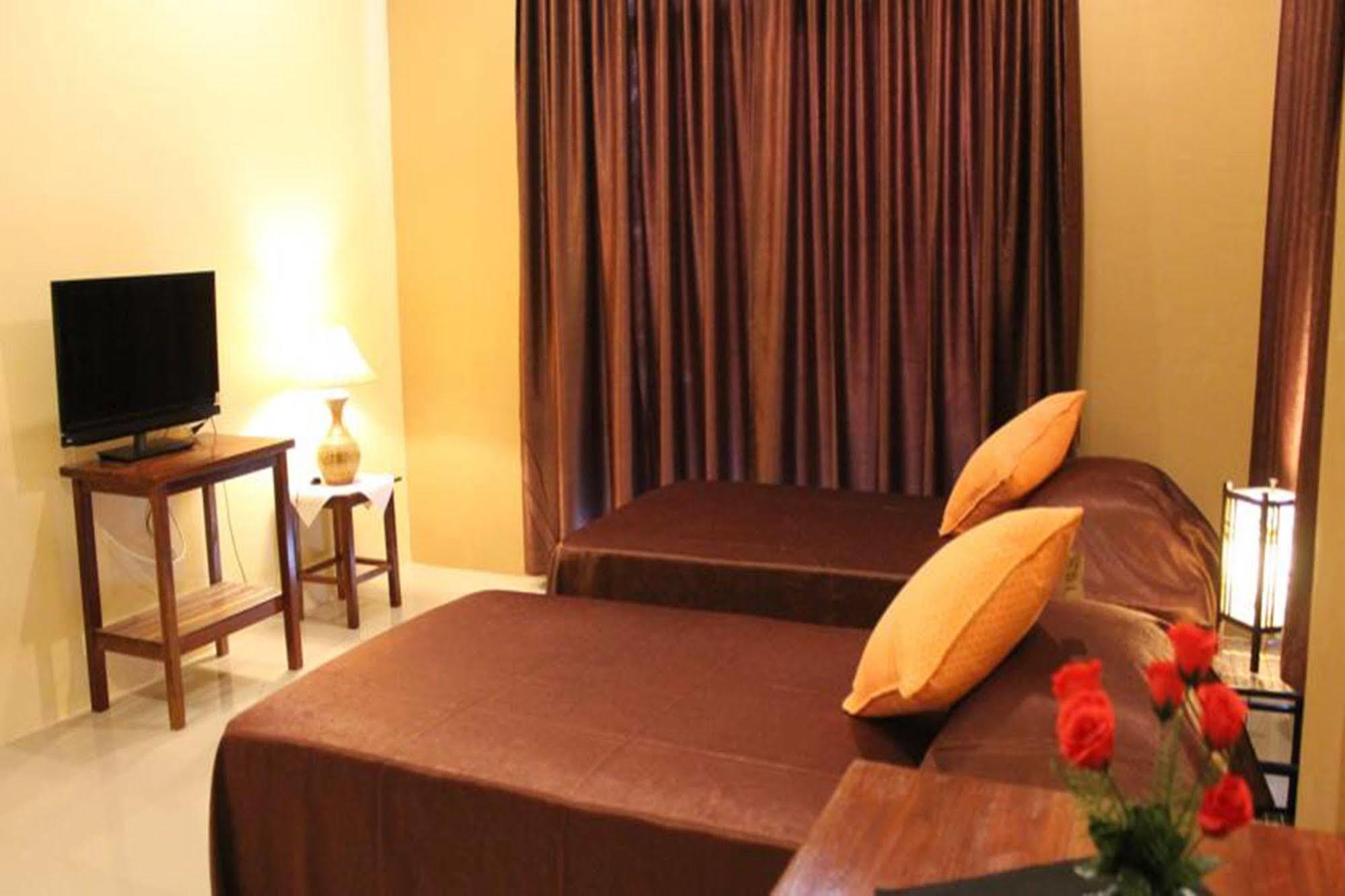 Avalon Residence Savannakhet Eksteriør billede